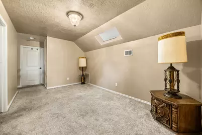 2210 S Memorial Court, Pasadena, TX 77502 - Photo 21