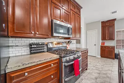 2424 Piney Woods Drive, Pearland, TX 77581 - Photo 11