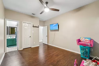 2424 Piney Woods Drive, Pearland, TX 77581 - Photo 19