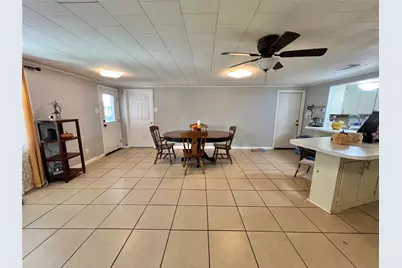424 Evans Street, Angleton, TX 77515 - Photo 5