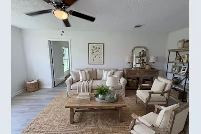 404 Elaine Street, La Marque, TX 77568 - Photo 3