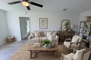 404 Elaine St, La Marque, TX 77568 - Photo 3
