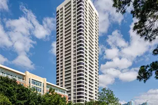 1701 Hermann Dr, Houston, TX 77004 - Photo 1