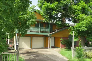 7102 N Hwy 6, Hitchcock, TX 77563 - Photo 1