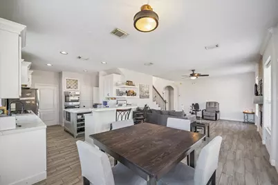 3802 Mission Valley Drive, Missouri City, TX 77459 - Photo 9