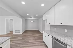 524 Dunnam Ave, Cleveland, TX 77327 - Photo 17