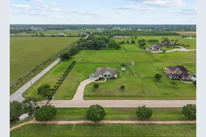 16003 Three Oaks Boulevard, Santa Fe, TX 77517 - Photo 3