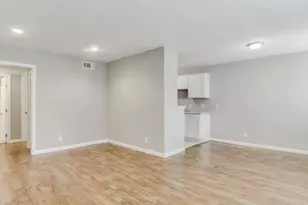 950 Live Oak St, Dallas, TX 75206 - Photo 5