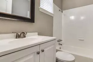 950 Live Oak St, Dallas, TX 75206 - Photo 3