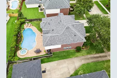 8107 Highland Forest Drive, Sugar Land, TX 77479 - Photo 33