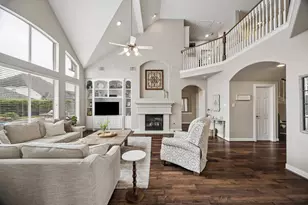 8107 Highland Forest Dr, Sugar Land, TX 77479 - Photo 3