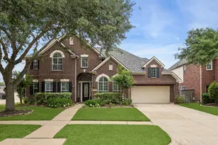 8107 Highland Forest Dr, Sugar Land, TX 77479 - Photo 1