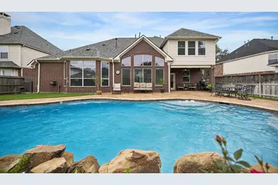 8107 Highland Forest Drive, Sugar Land, TX 77479 - Photo 5