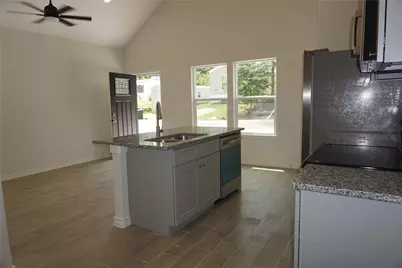 11652 Vistawood, Willis, TX 77318 - Photo 7