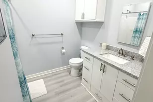 925 Chuckwagon Trail, Angleton, TX 77515 - Photo 5
