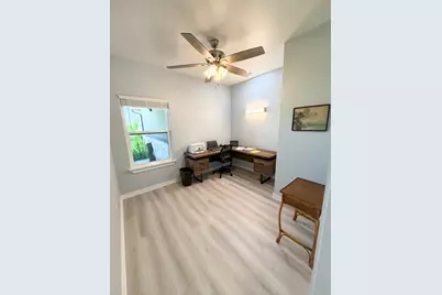 925 Chuckwagon Trail, Angleton, TX 77515 - Photo 7