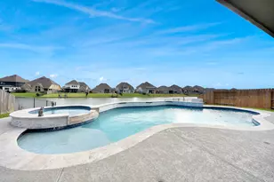 2714 Newport Lk Blvd., Manvel, TX 77578 - Photo 5