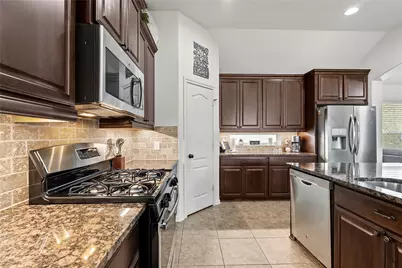 13362 Canton Cliff Court, Humble, TX 77346 - Photo 15