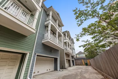 1331 W 24th Street #D, Houston, TX 77008 - Photo 7