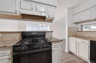 22022 Kenlake Dr, Katy, TX 77450 - Photo 11