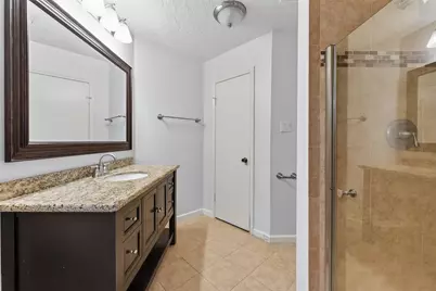 22022 Kenlake Drive, Katy, TX 77450 - Photo 13