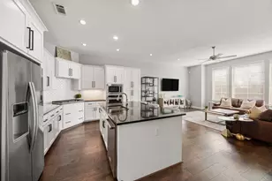 1216 Murrayhill Dr, Houston, TX 77043 - Photo 5