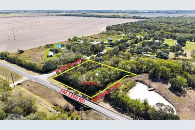6253 N Fm 441 Road, El Campo, TX 77437 - Photo 1