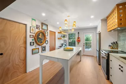 805 E 36th Street, Houston, TX 77022 - Photo 9