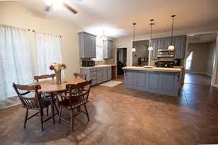 271 E Chance Rd, Lumberton, TX 77657 - Photo 5