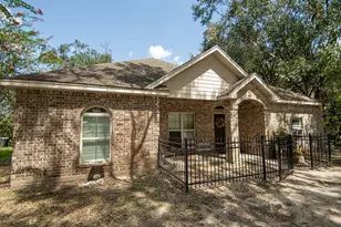 271 E Chance Rd, Lumberton, TX 77657 - Photo 1