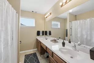 3902 Island Ct, Galveston, TX 77554 - Photo 13