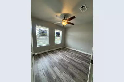 418 Garland Drive #244, Lake Jackson, TX 77566 - Photo 7