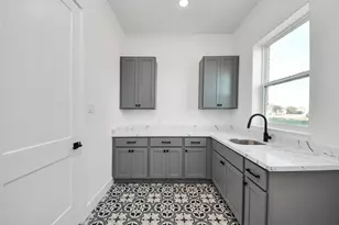 339 Hunter Ct, Rosharon, TX 77583 - Photo 19