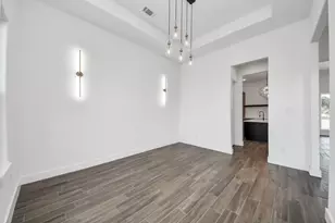 339 Hunter Ct, Rosharon, TX 77583 - Photo 7