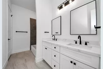 339 Hunter Court, Rosharon, TX 77583 - Photo 35