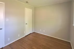 1418 Murrayhill Dr, Houston, TX 77043 - Photo 13