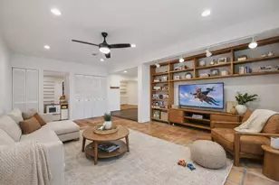 7262 Roos Rd, Houston, TX 77074 - Photo 1