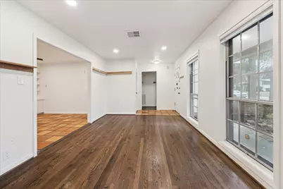 7262 Roos Road, Houston, TX 77074 - Photo 9