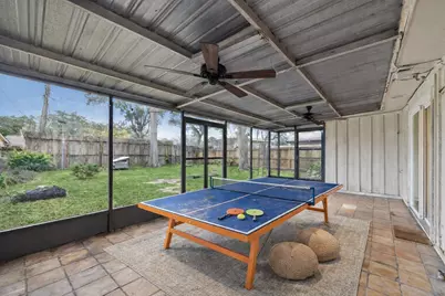 7262 Roos Road, Houston, TX 77074 - Photo 5