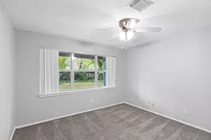 1207 Yorkshire Dr, Friendswood, TX 77546 - Photo 21