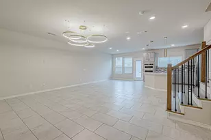 10511 Blankiet Ln., Houston, TX 77025 - Photo 9
