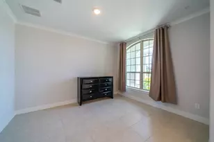 4706 Llano Loop, Sugar Land, TX 77479 - Photo 5