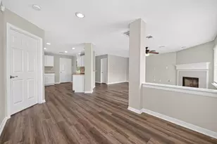 3219 Watercliff Ct, Spring, TX 77388 - Photo 9
