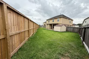2307 Cloudy Bay Dr, Fresno, TX 77545 - Photo 11