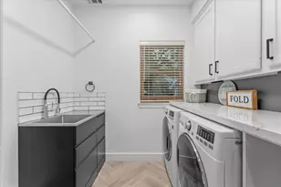 4502 Village Corner Dr, Houston, TX 77059 - Photo 19