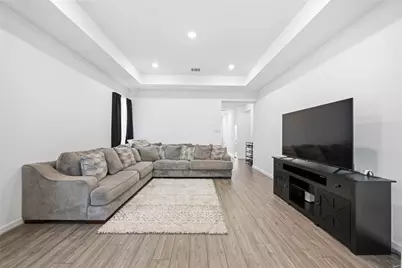 3024 Daw Boardwalk Drive, La Porte, TX 77571 - Photo 5