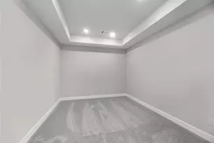 111 Sierra Strm Ct, Conroe, TX 77304 - Photo 17