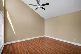 16406 Brook Forest Dr, Houston, TX 77059 - Photo 27