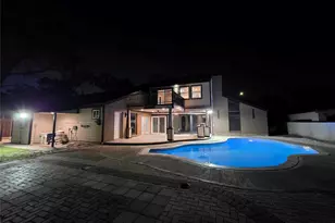 16406 Brook Forest Dr, Houston, TX 77059 - Photo 49