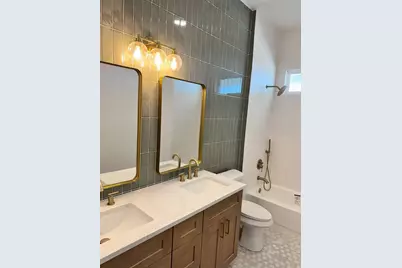 13007 Jolly Roger Drive, Freeport, TX 77541 - Photo 9